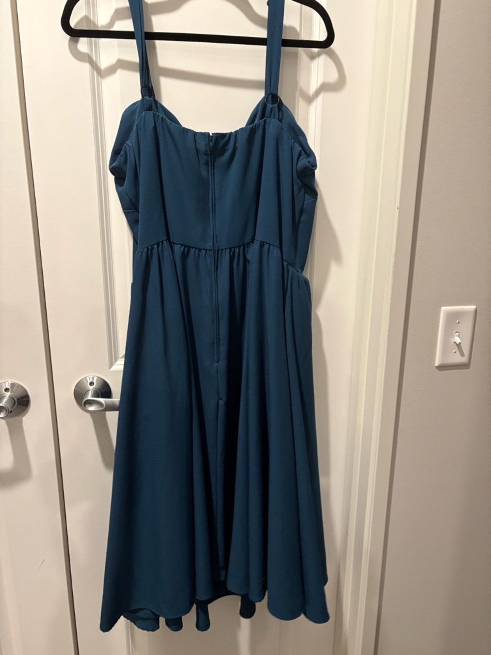 Sleeveless Teal Midi Dress with Front Bow - Picture 2 of 3